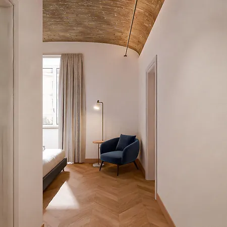 Urban Vatican 4*