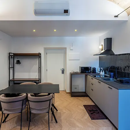 Konukevi Urban Vatican 4*