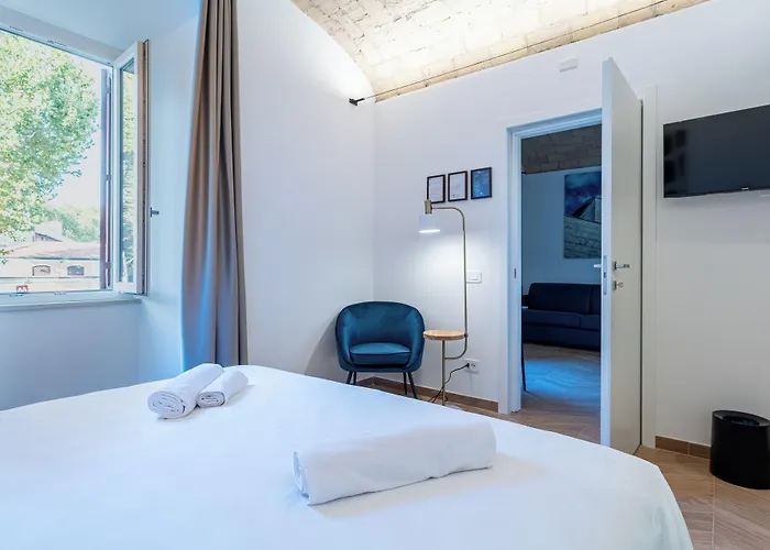 招待所 Urban Vatican